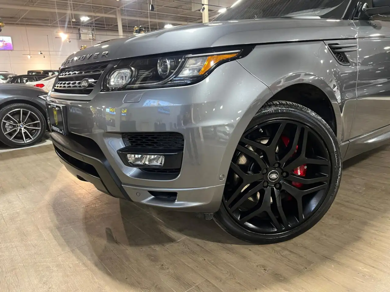 Land Rover Range Rover Sport снимка Land Rover Range Rover Sport