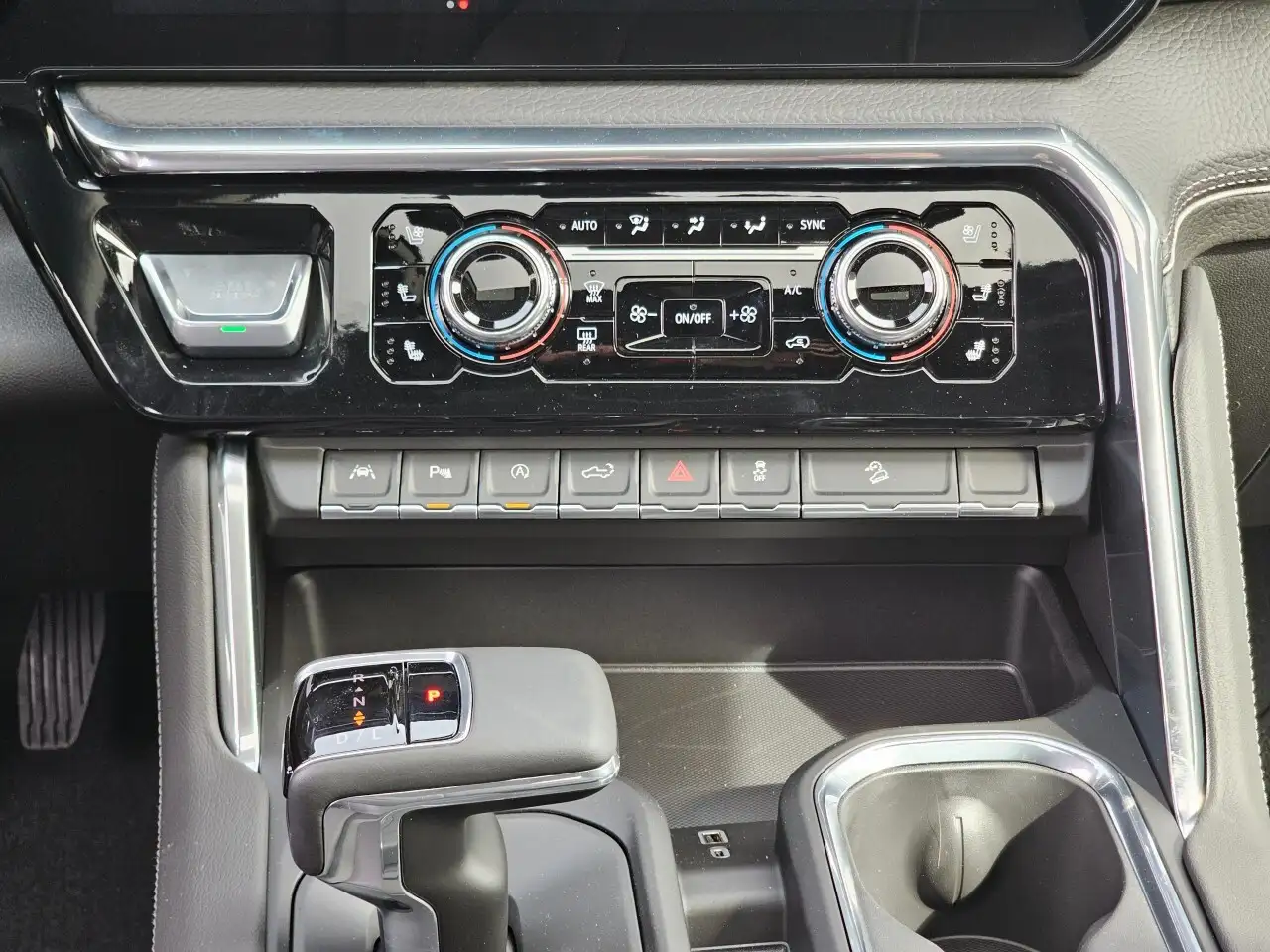 GMC Sierra 1500 снимка GMC Sierra 1500