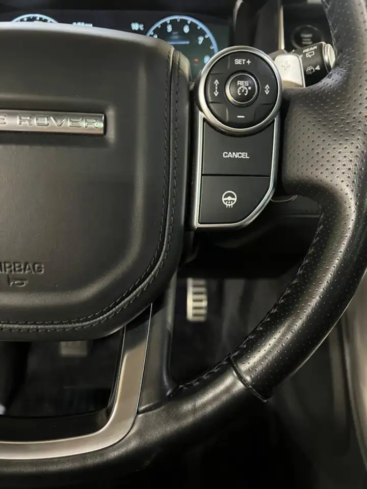 Land Rover Range Rover Sport снимка Land Rover Range Rover Sport