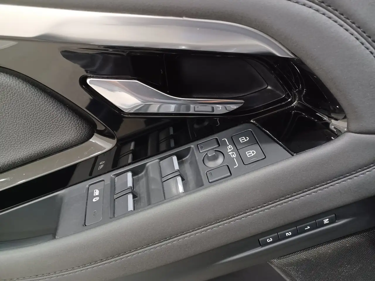 Land Rover Range Rover Evoque снимка Land Rover Range Rover Evoque