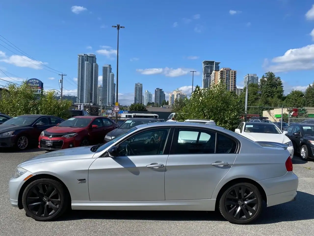 BMW 3 Series снимка BMW 3 Series