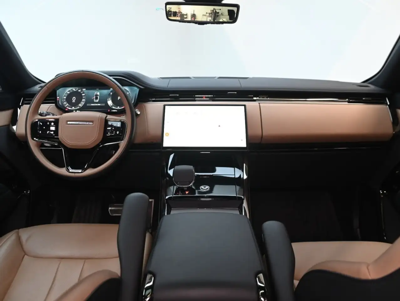 Land Rover Range Rover Sport снимка Land Rover Range Rover Sport