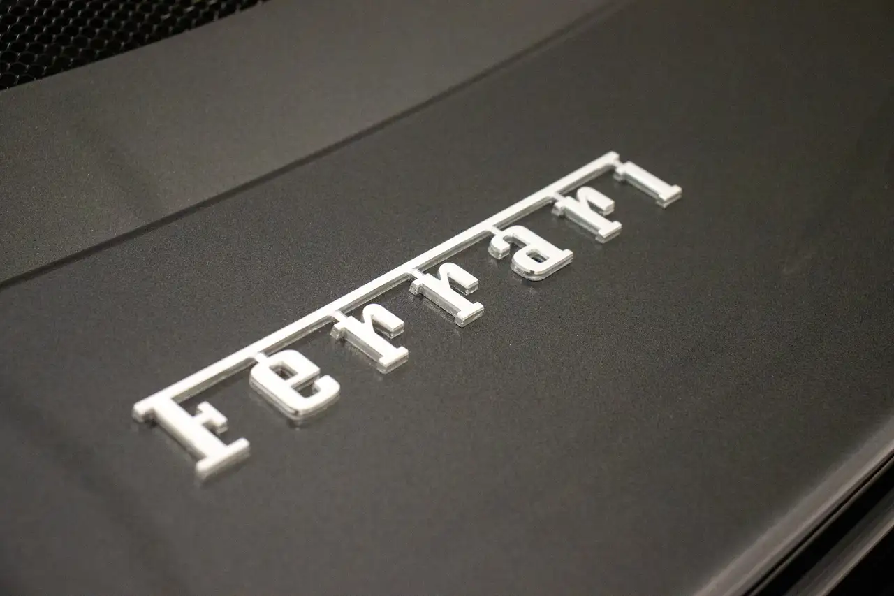 Ferrari 296 GTB снимка Ferrari 296 GTB