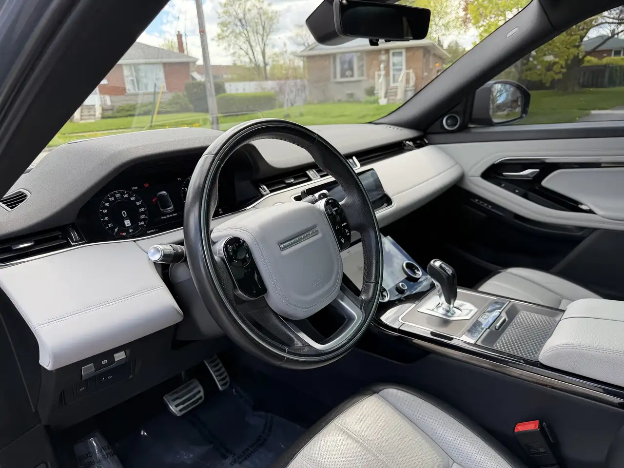 Land Rover Range Rover Evoque снимка Land Rover Range Rover Evoque
