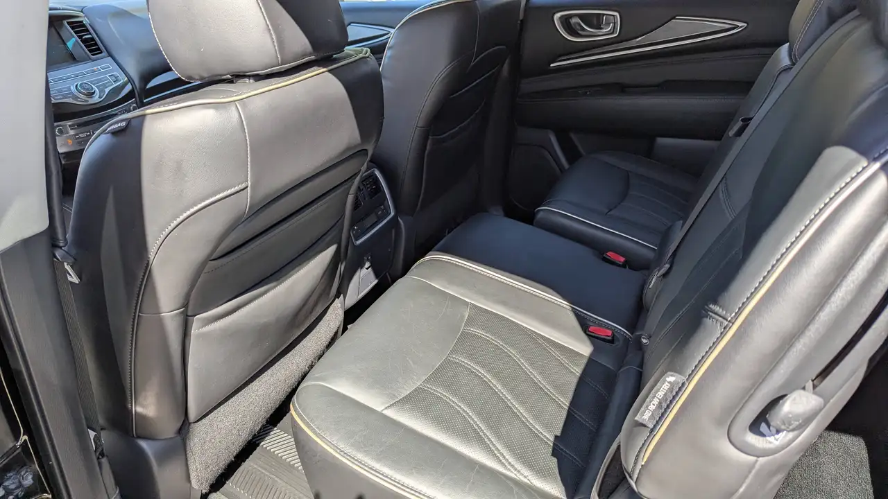 Infiniti QX60 снимка Infiniti QX60