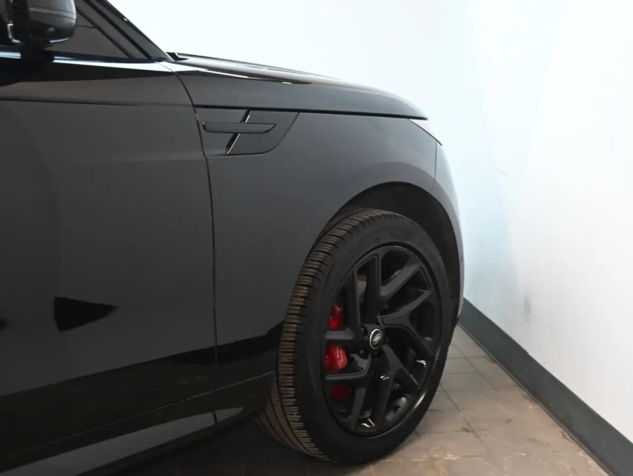 Land Rover Range Rover Sport снимка Land Rover Range Rover Sport