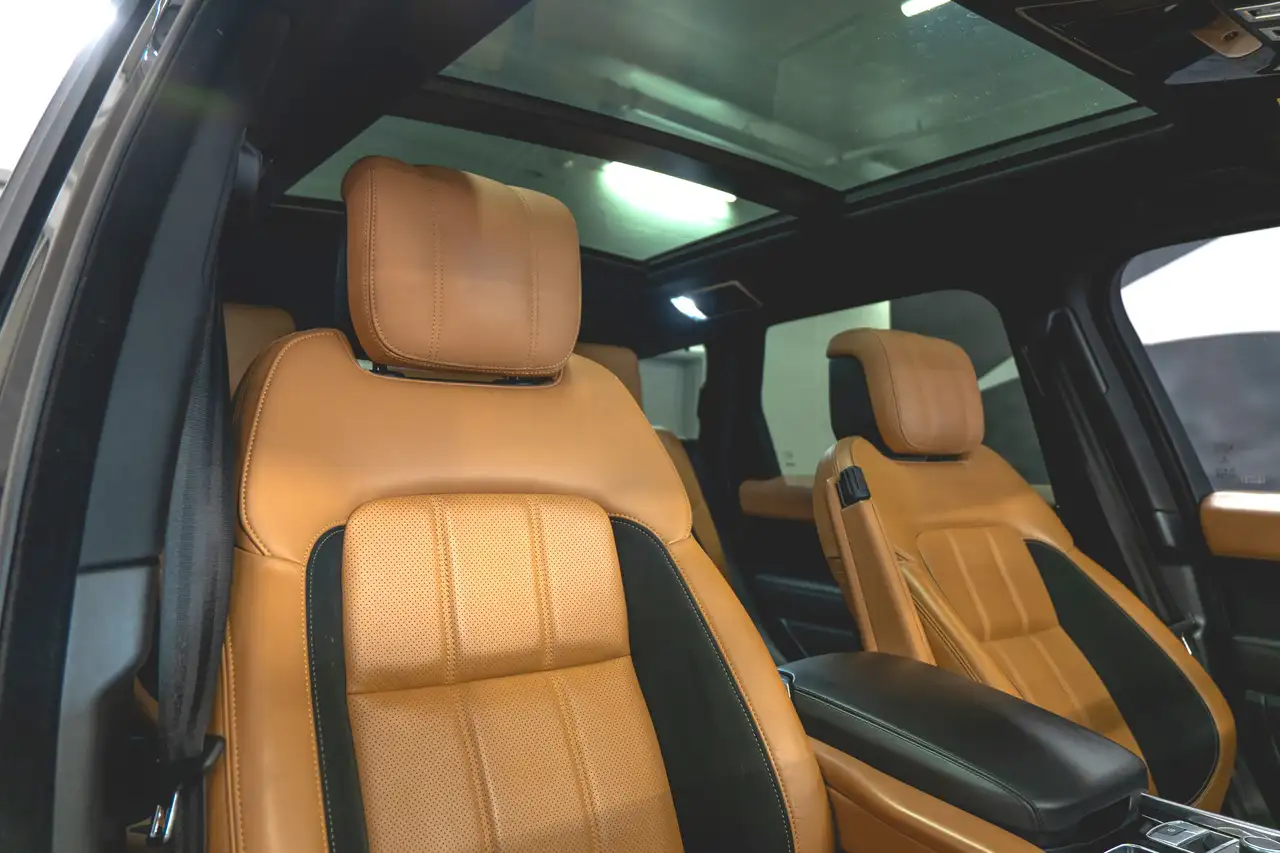 Land Rover Range Rover Sport снимка Land Rover Range Rover Sport