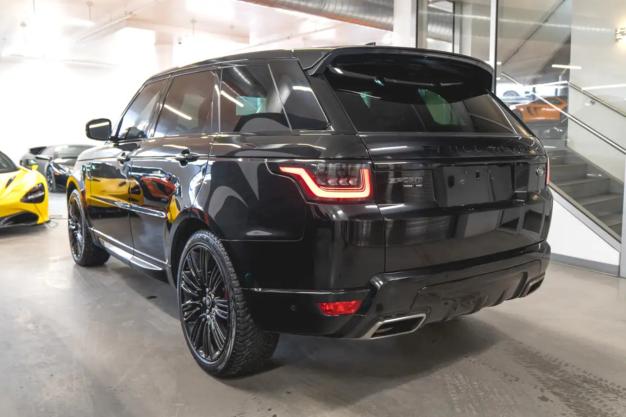 Land Rover Range Rover Sport снимка Land Rover Range Rover Sport