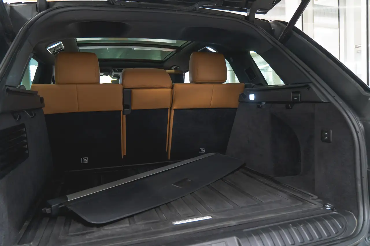Land Rover Range Rover Sport снимка Land Rover Range Rover Sport
