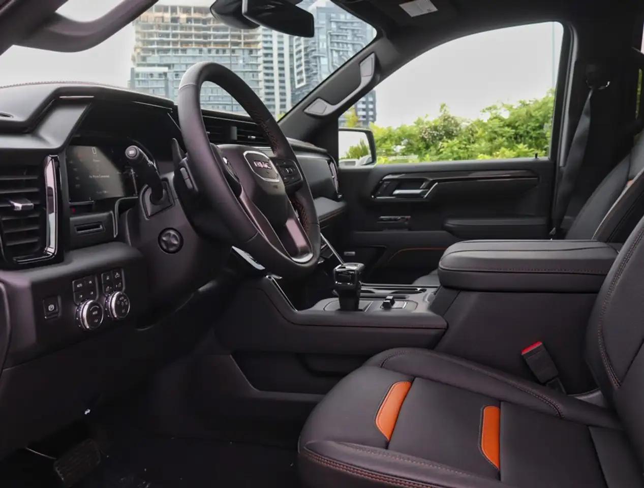 GMC Sierra 1500 снимка GMC Sierra 1500