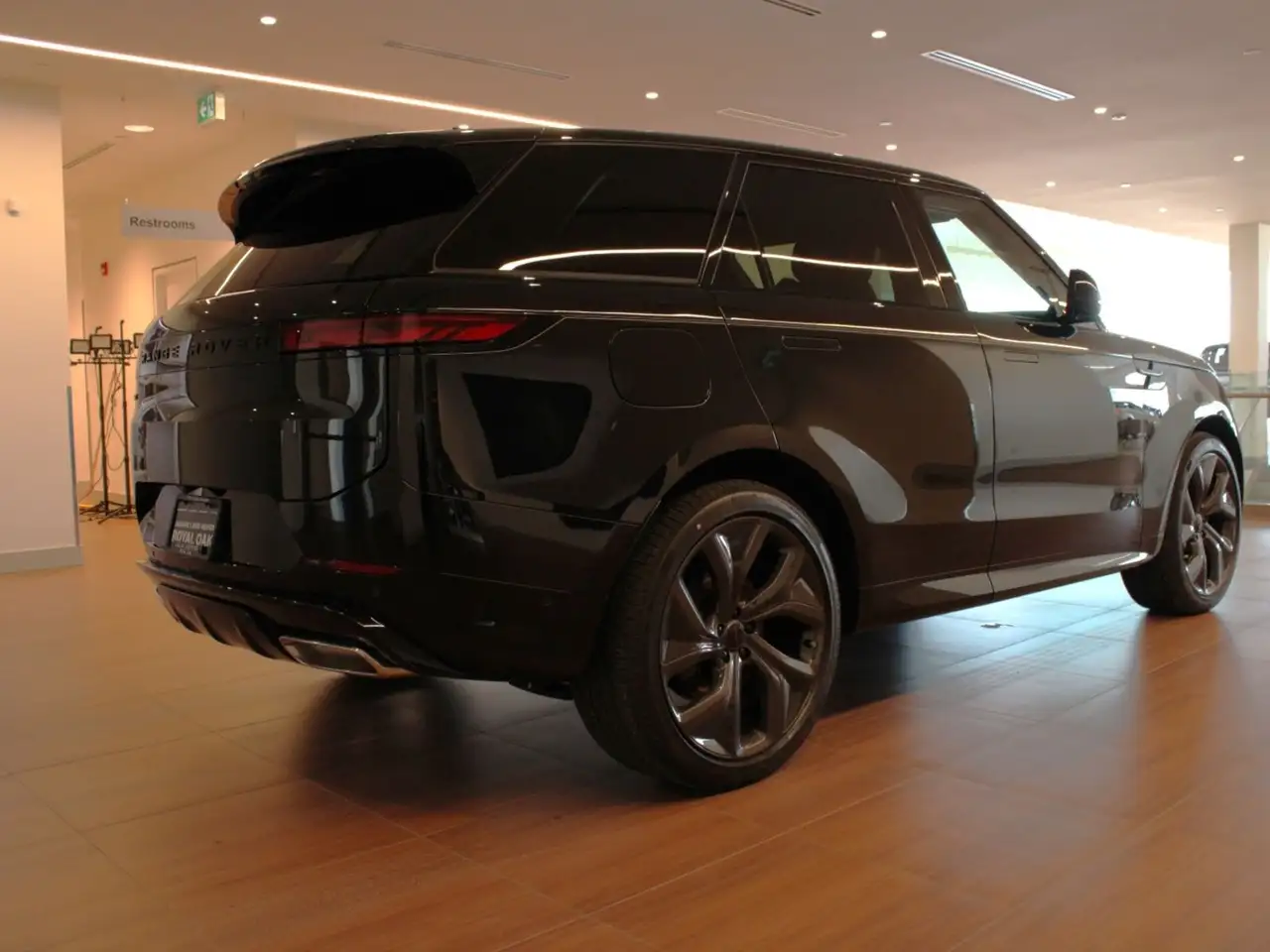 Land Rover Range Rover Sport снимка Land Rover Range Rover Sport