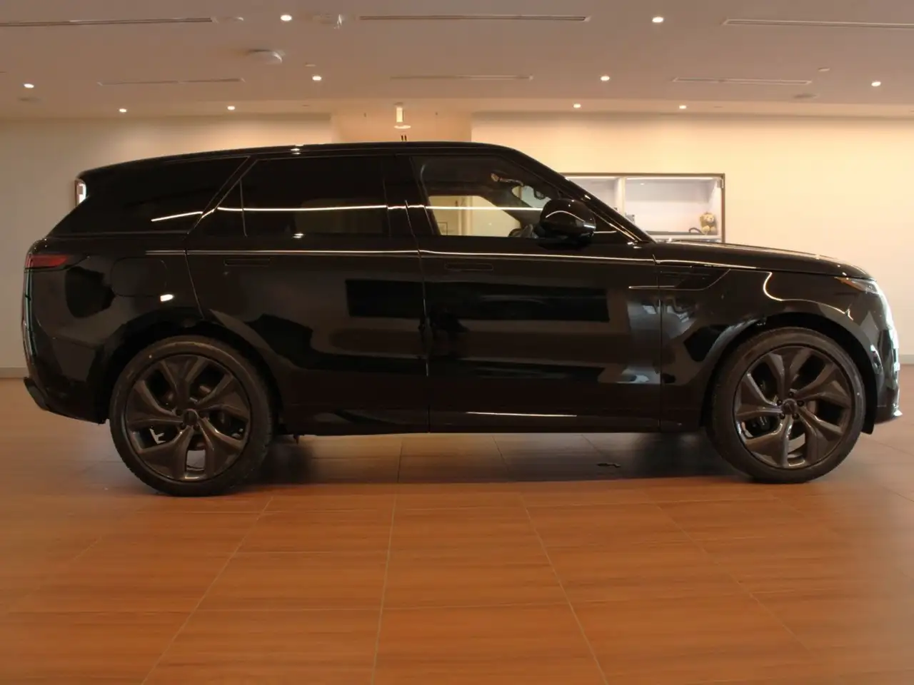Land Rover Range Rover Sport снимка Land Rover Range Rover Sport