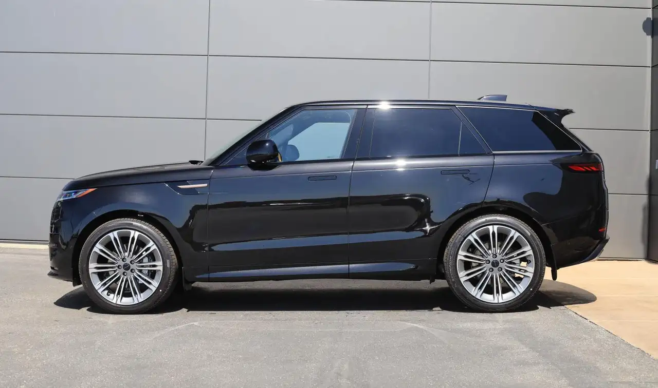 Land Rover Range Rover Sport снимка Land Rover Range Rover Sport
