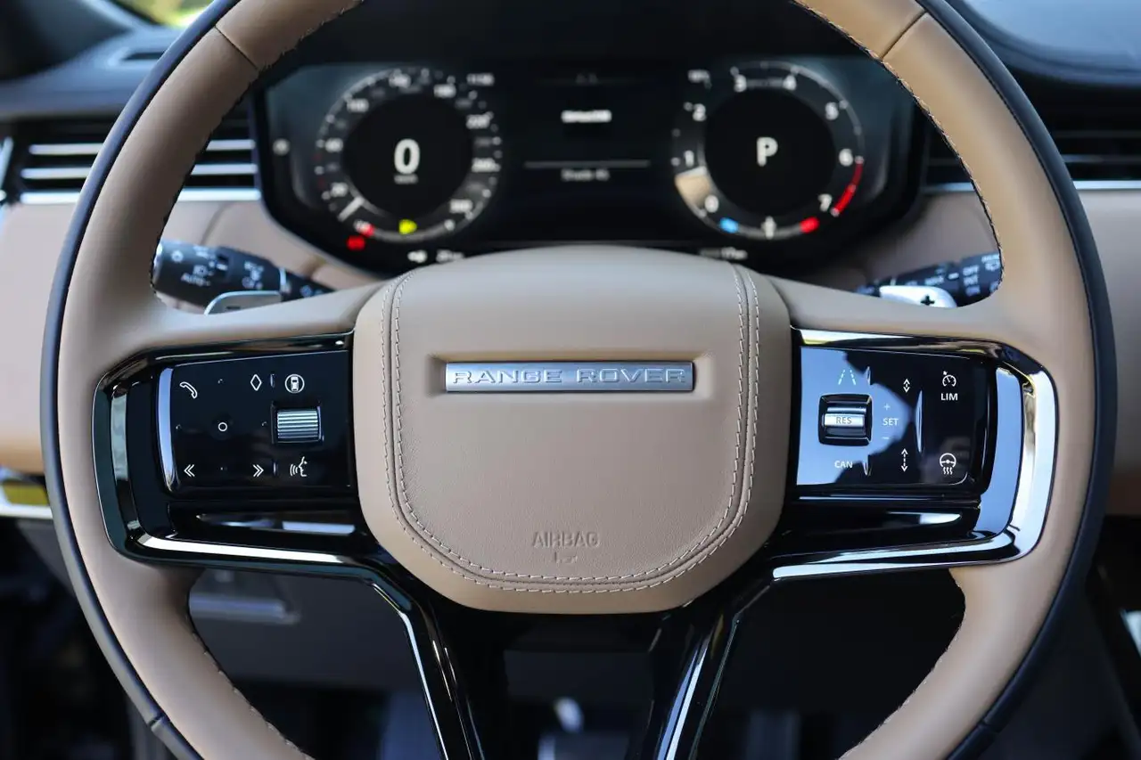 Land Rover Range Rover Sport снимка Land Rover Range Rover Sport