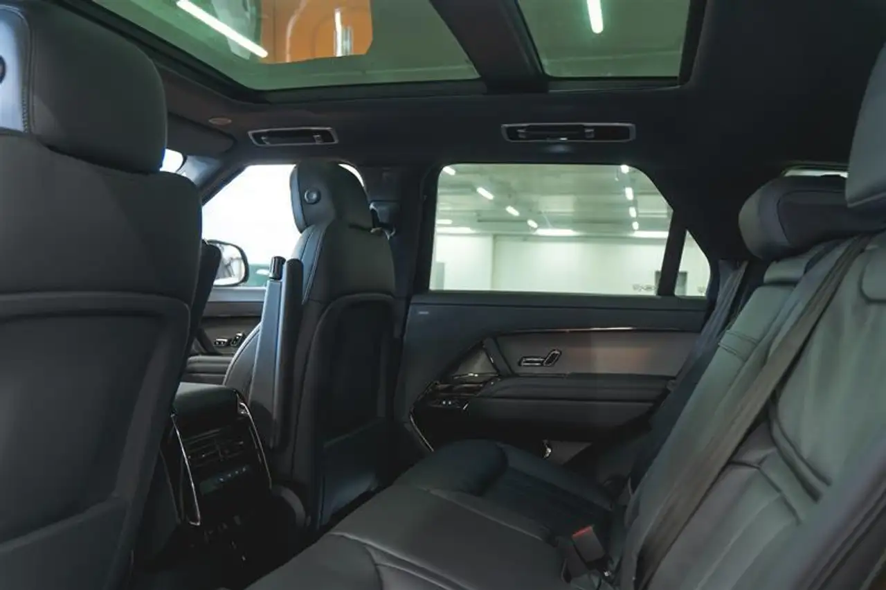 Land Rover Range Rover Sport снимка Land Rover Range Rover Sport