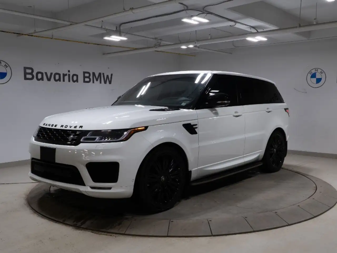 Land Rover Range Rover Sport снимка Land Rover Range Rover Sport