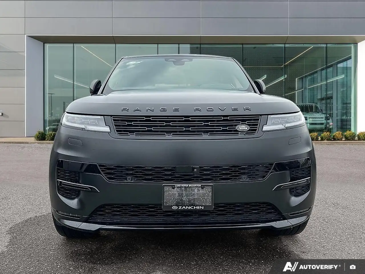 Land Rover Range Rover Sport снимка Land Rover Range Rover Sport