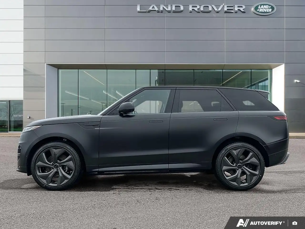 Land Rover Range Rover Sport снимка Land Rover Range Rover Sport