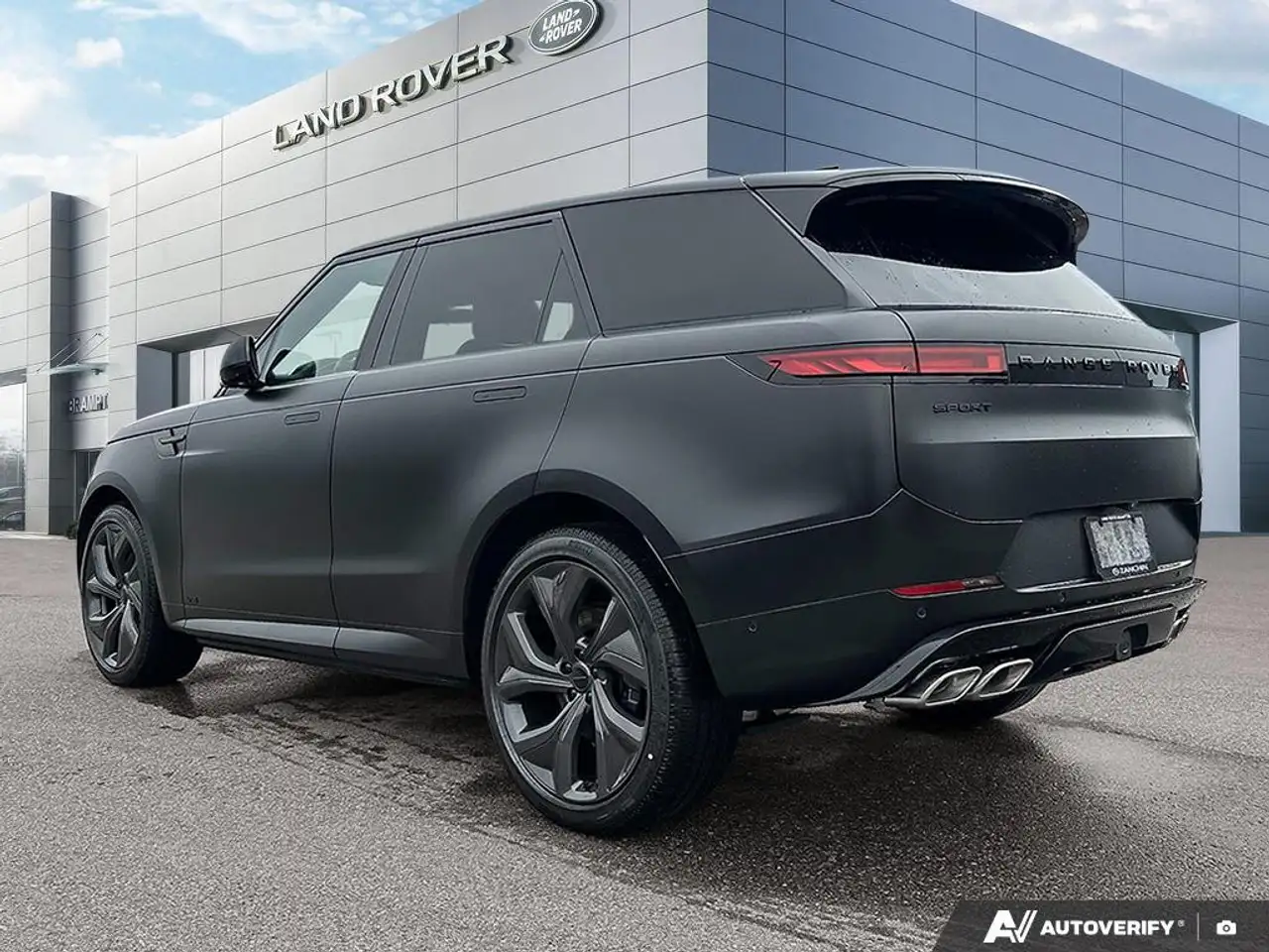 Land Rover Range Rover Sport снимка Land Rover Range Rover Sport