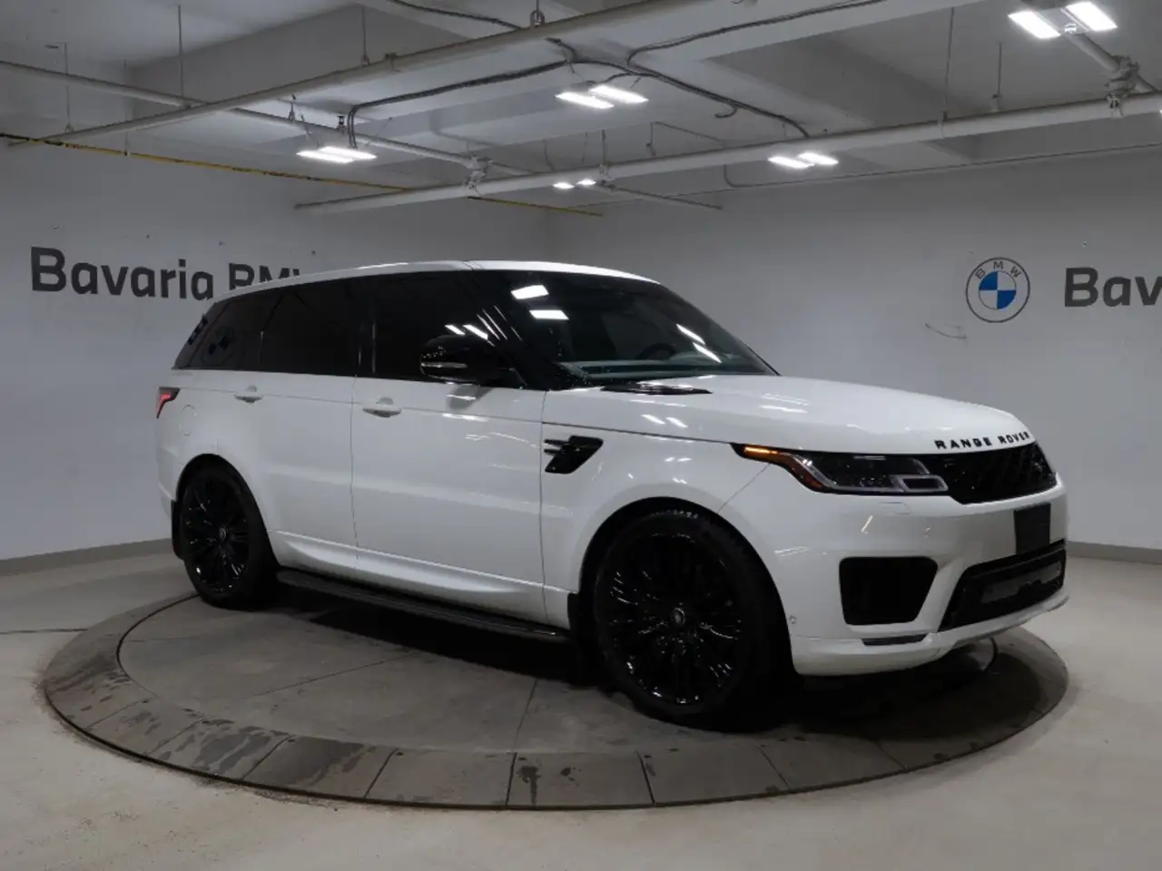 Land Rover Range Rover Sport снимка Land Rover Range Rover Sport