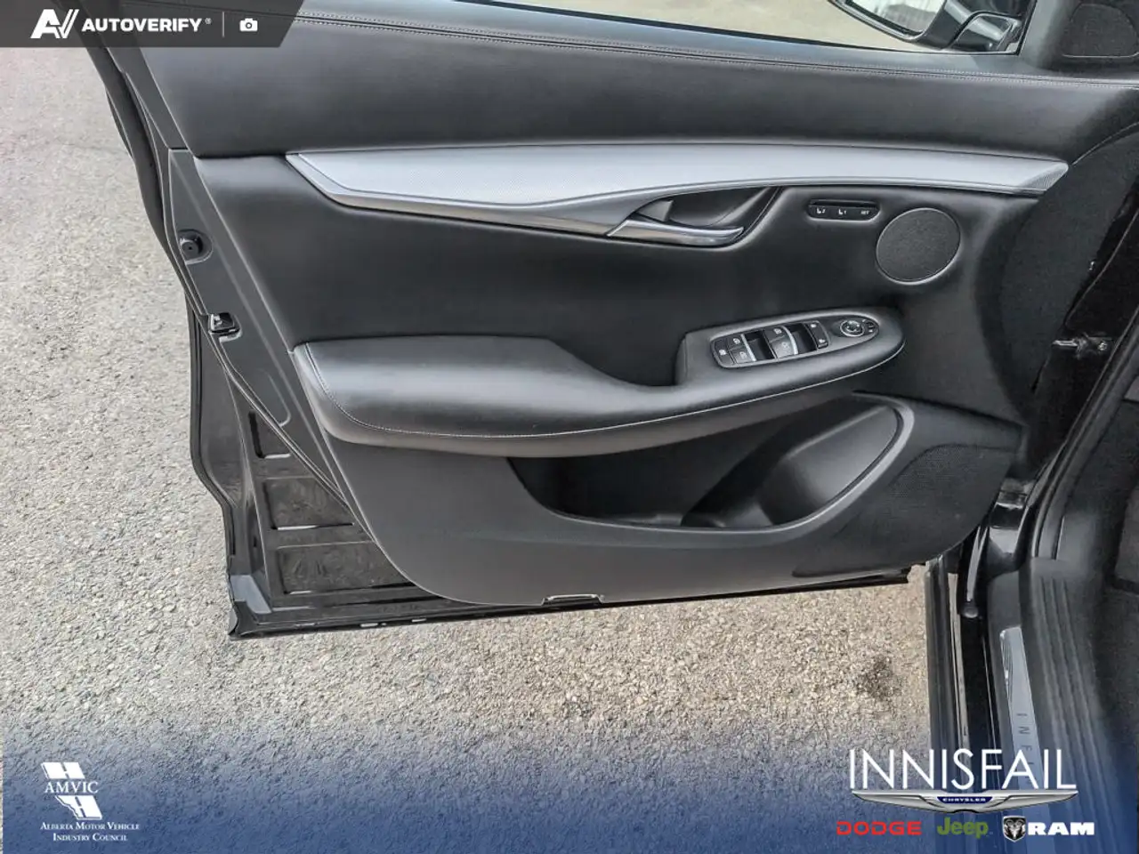 Infiniti QX50 снимка Infiniti QX50