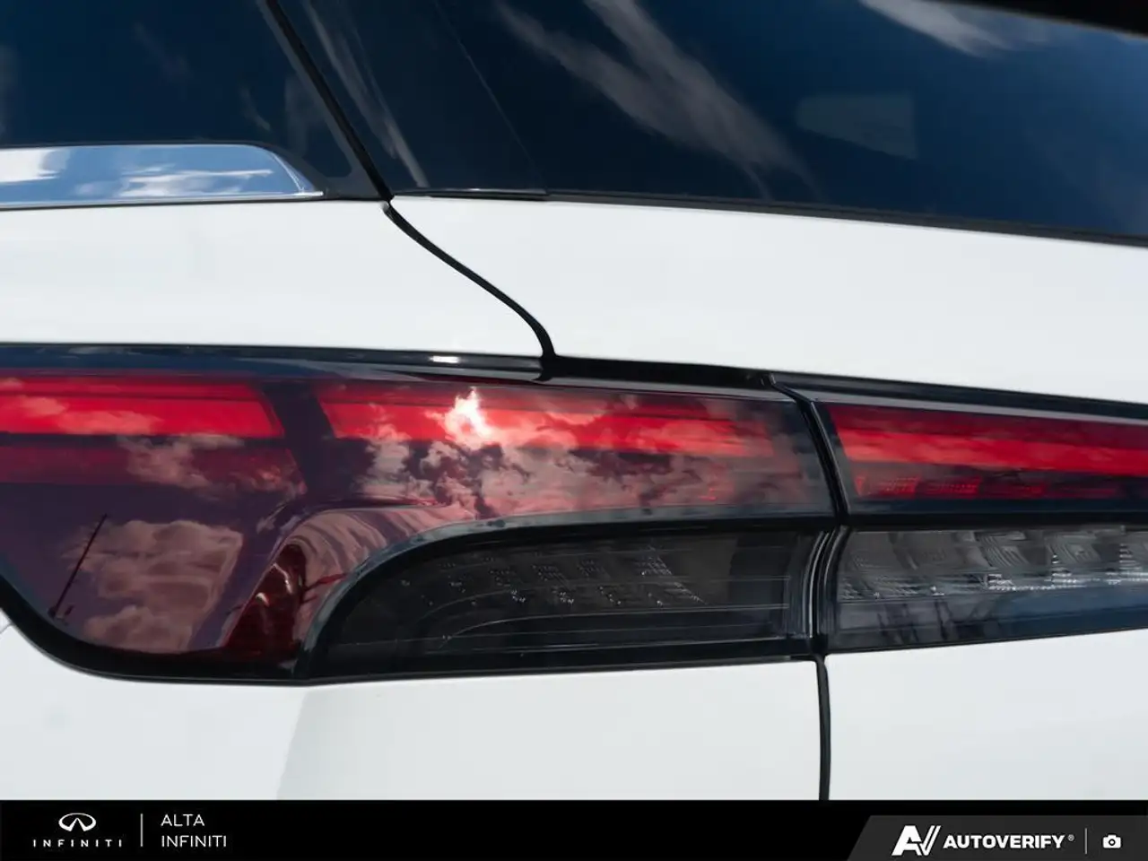 Infiniti QX60 fotografie Infiniti QX60