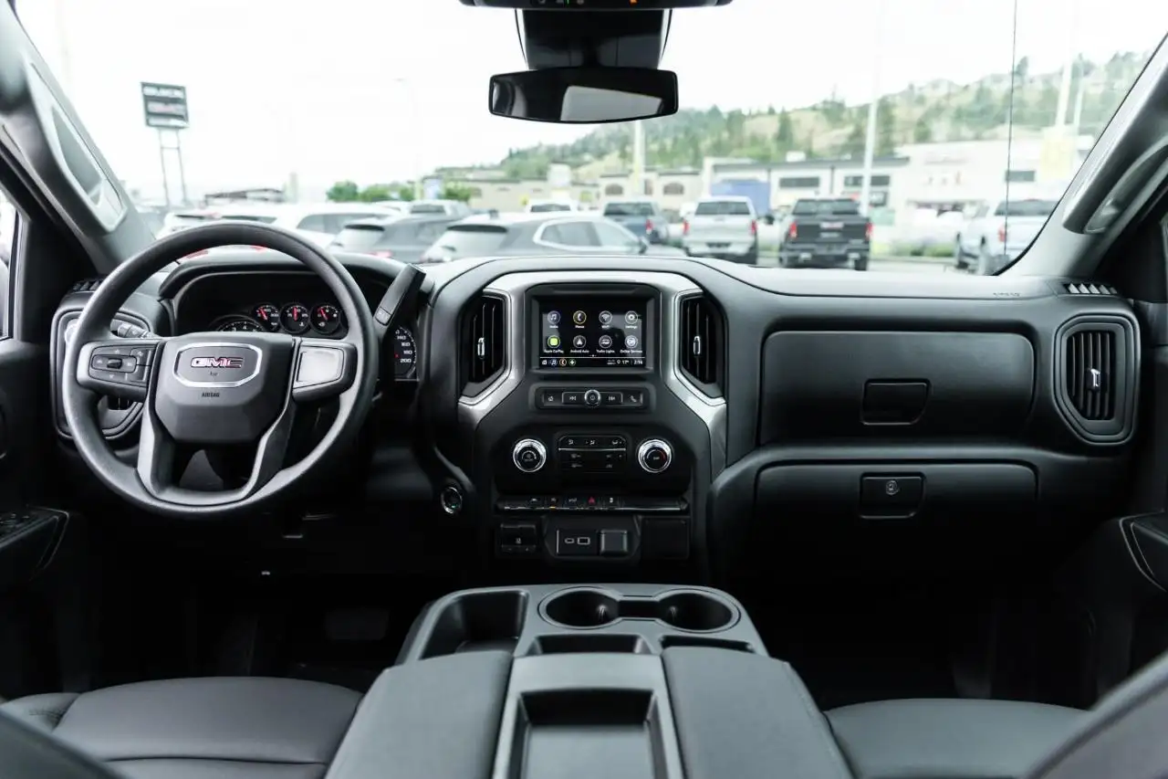 GMC Sierra 1500 снимка GMC Sierra 1500