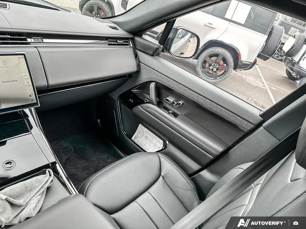 Land Rover Range Rover Sport снимка Land Rover Range Rover Sport