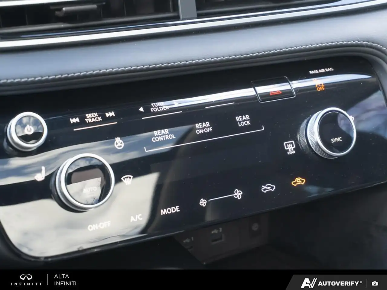 Infiniti QX60 fotografie Infiniti QX60