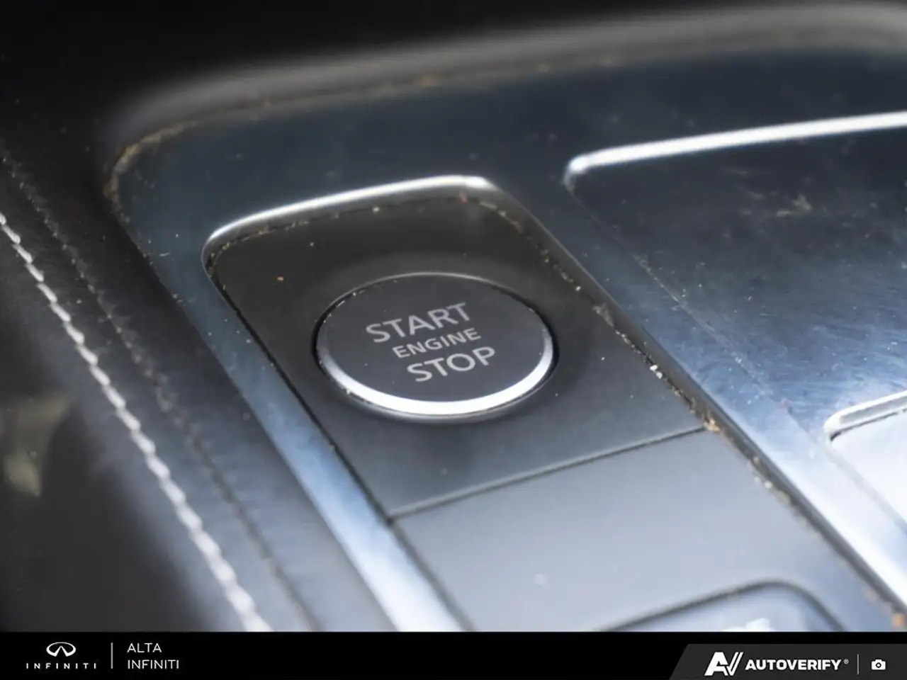 Infiniti QX60 fotografie Infiniti QX60
