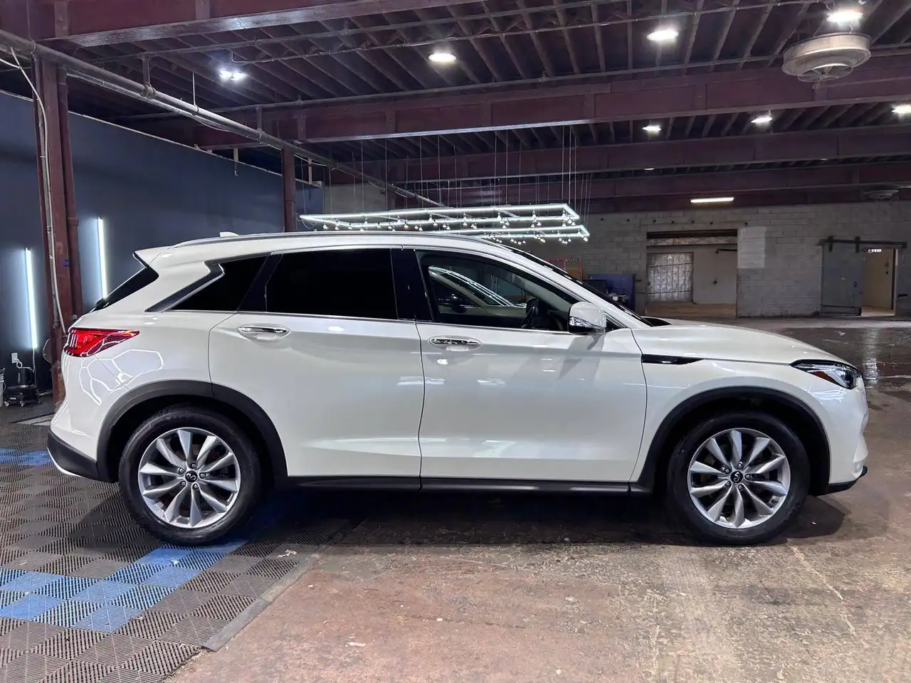 Infiniti QX50 снимка Infiniti QX50