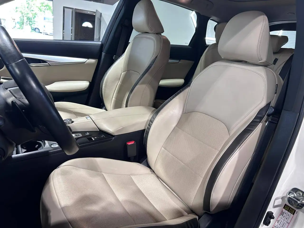 Infiniti QX50 снимка Infiniti QX50