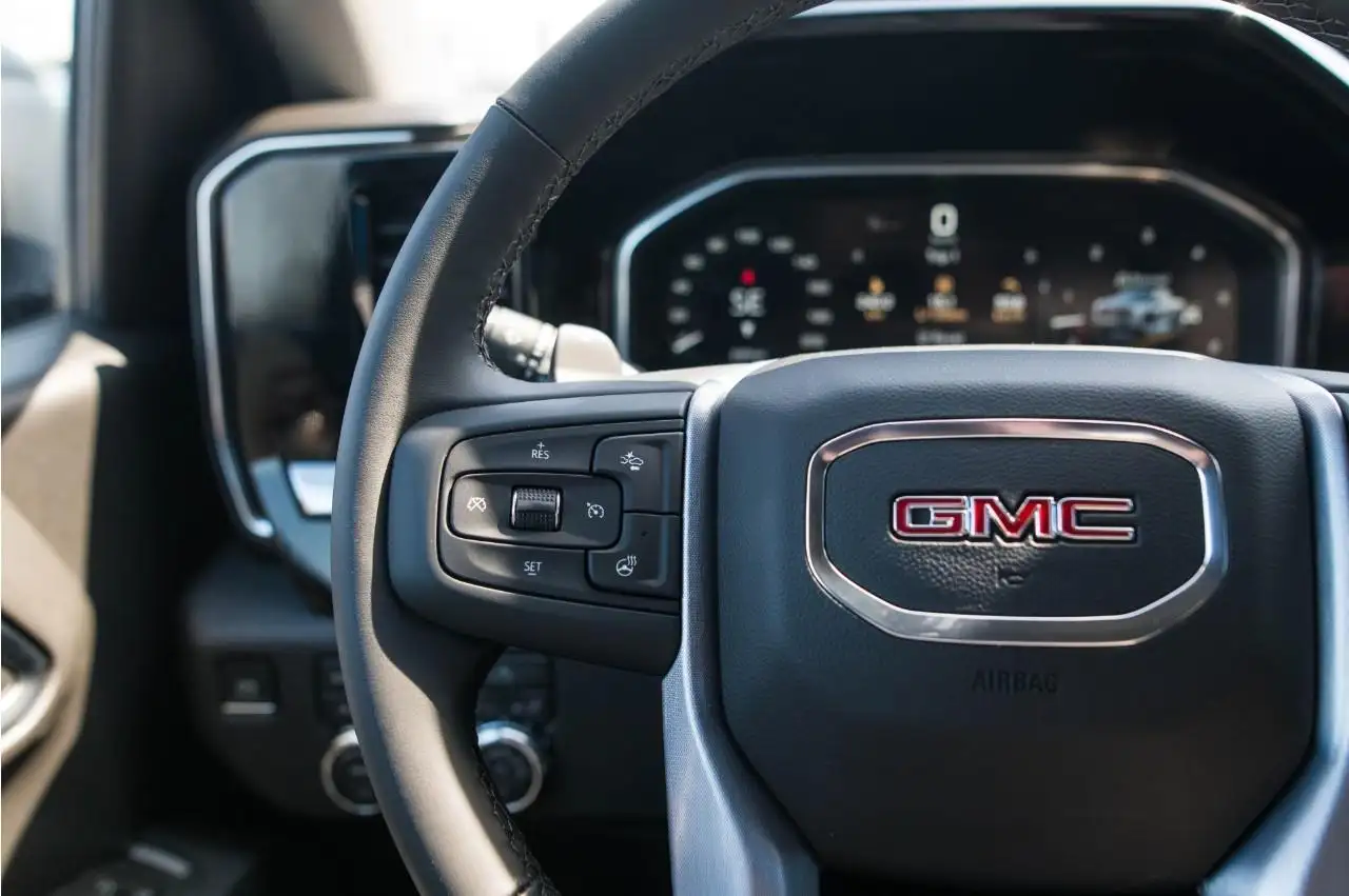 GMC Sierra 1500 снимка GMC Sierra 1500