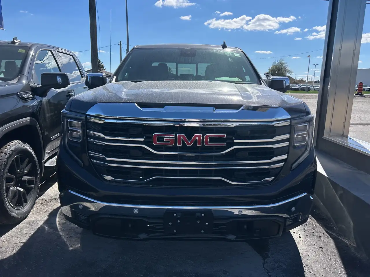 GMC Sierra 1500 снимка GMC Sierra 1500
