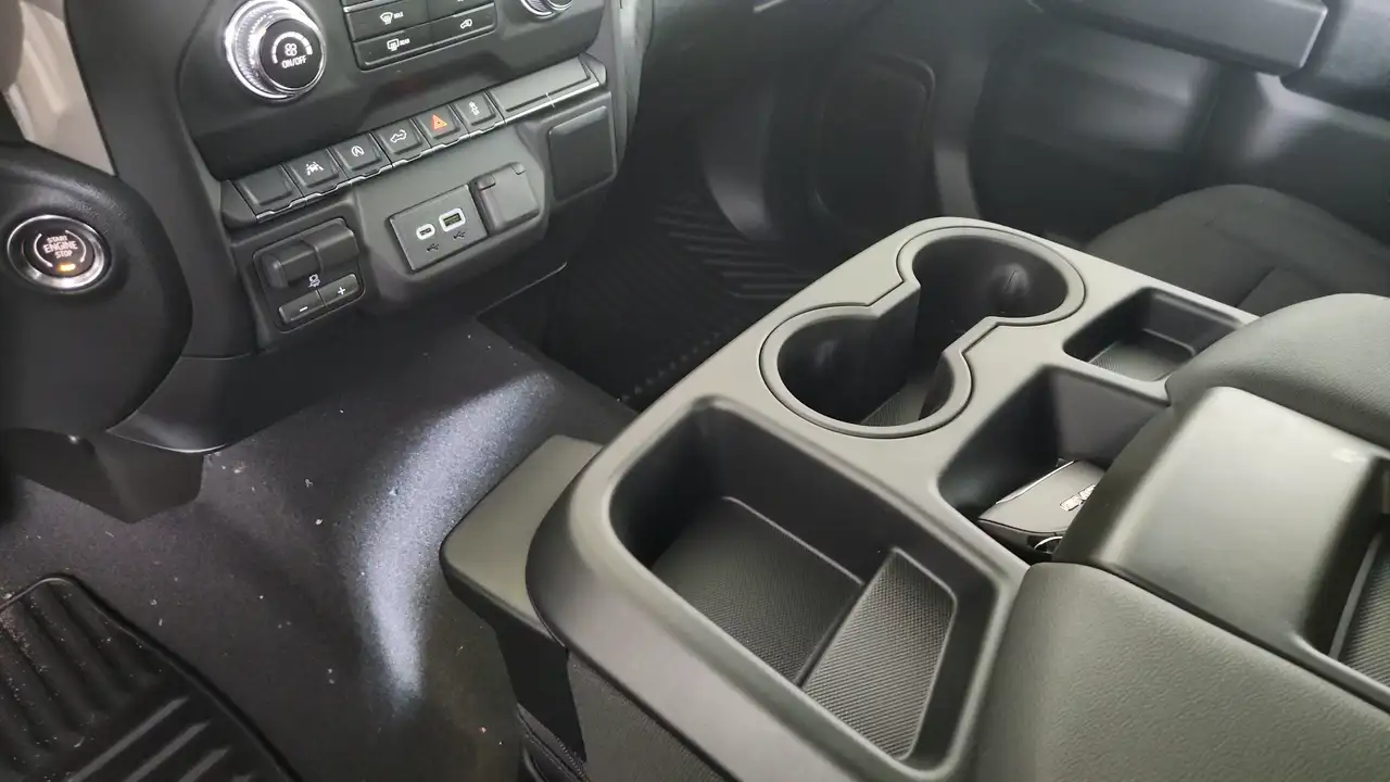 GMC Sierra 1500 снимка GMC Sierra 1500