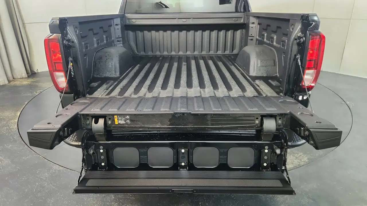 GMC Sierra 1500 снимка GMC Sierra 1500