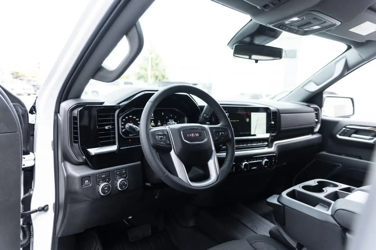 GMC Sierra 1500 снимка GMC Sierra 1500