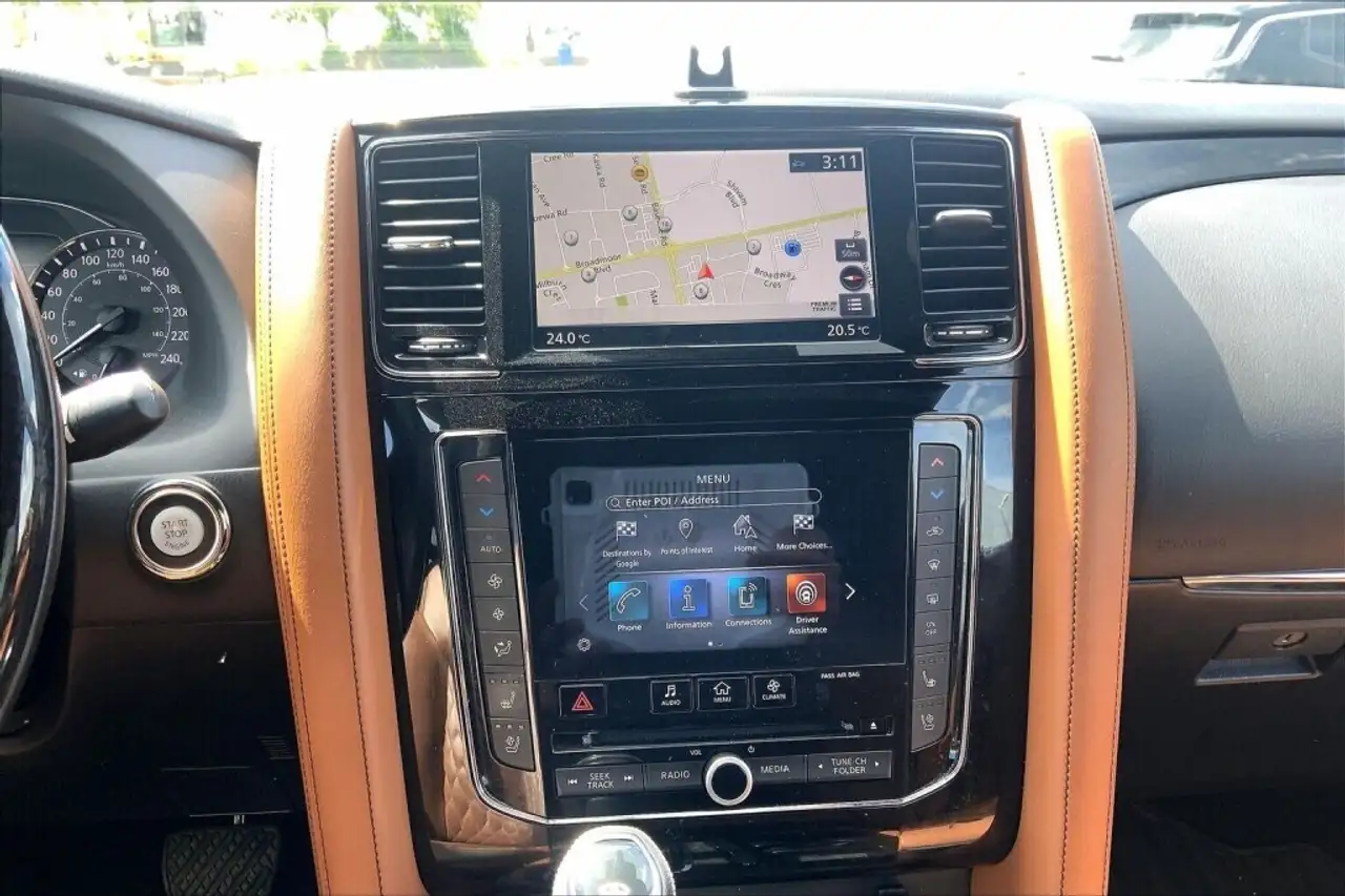 Infiniti QX80 photo Infiniti QX80