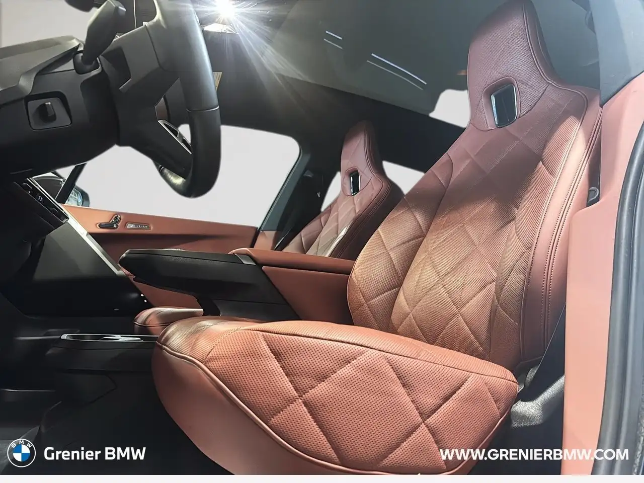 BMW iX снимка BMW iX