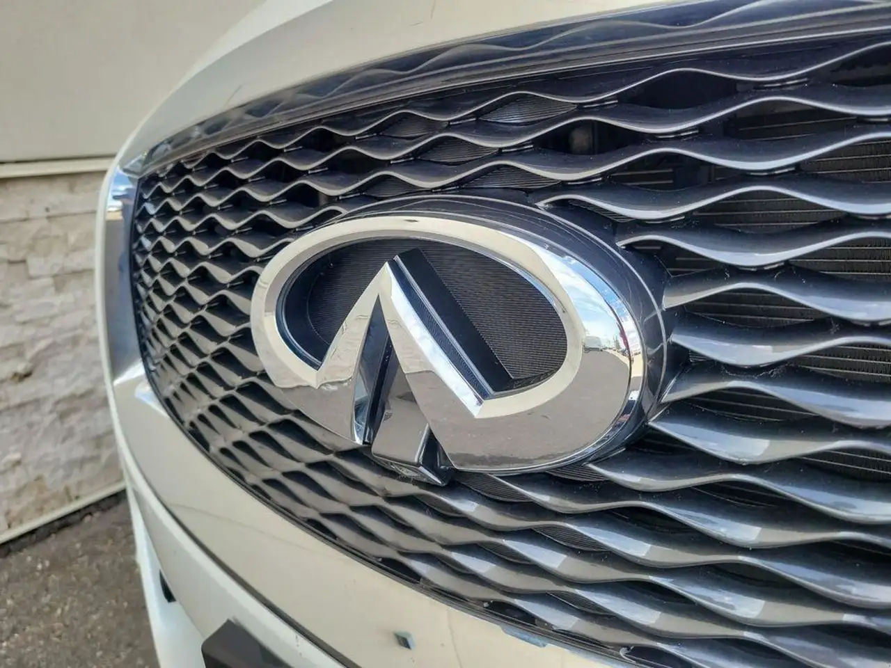 Infiniti QX60 снимка Infiniti QX60