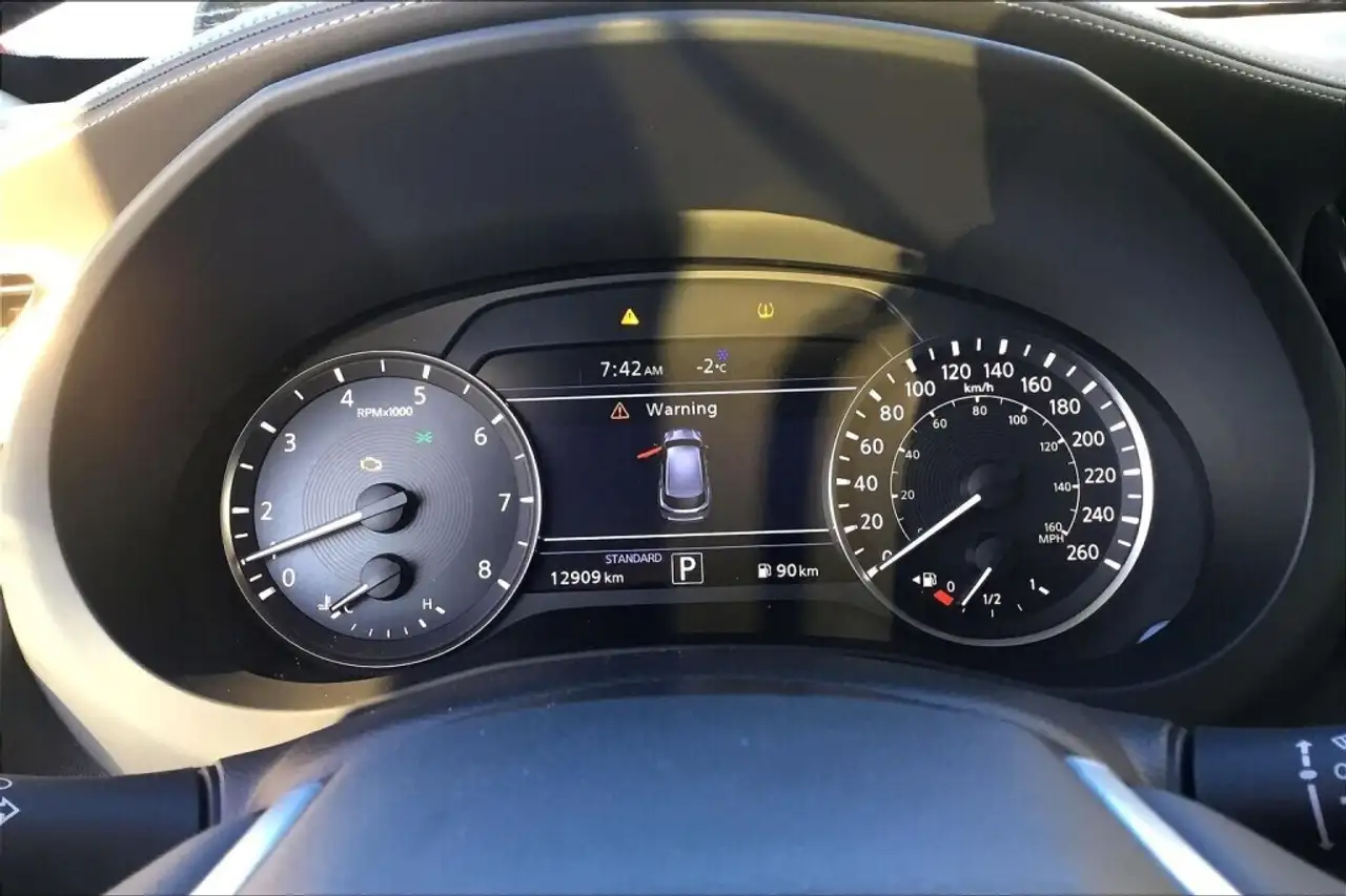 Infiniti QX50 снимка Infiniti QX50
