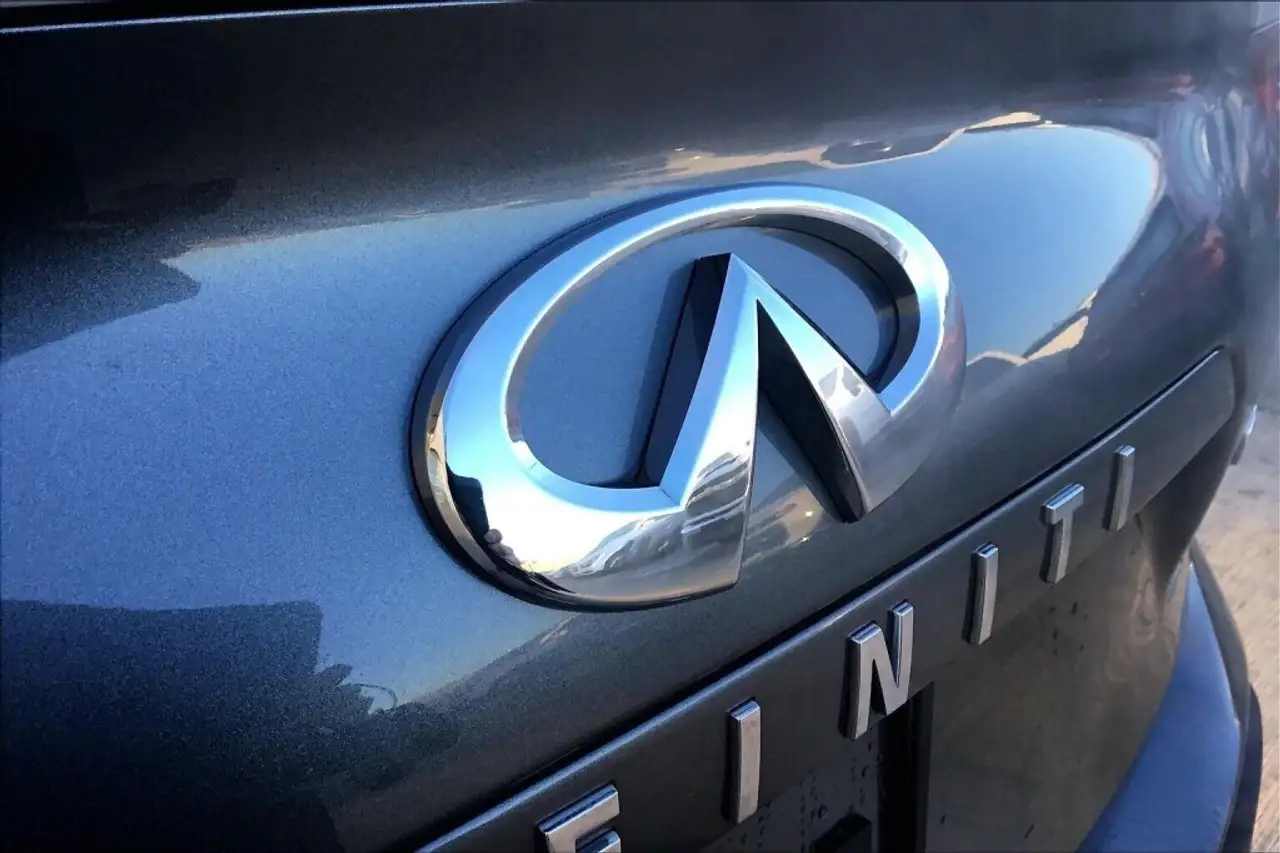 Infiniti QX50 снимка Infiniti QX50
