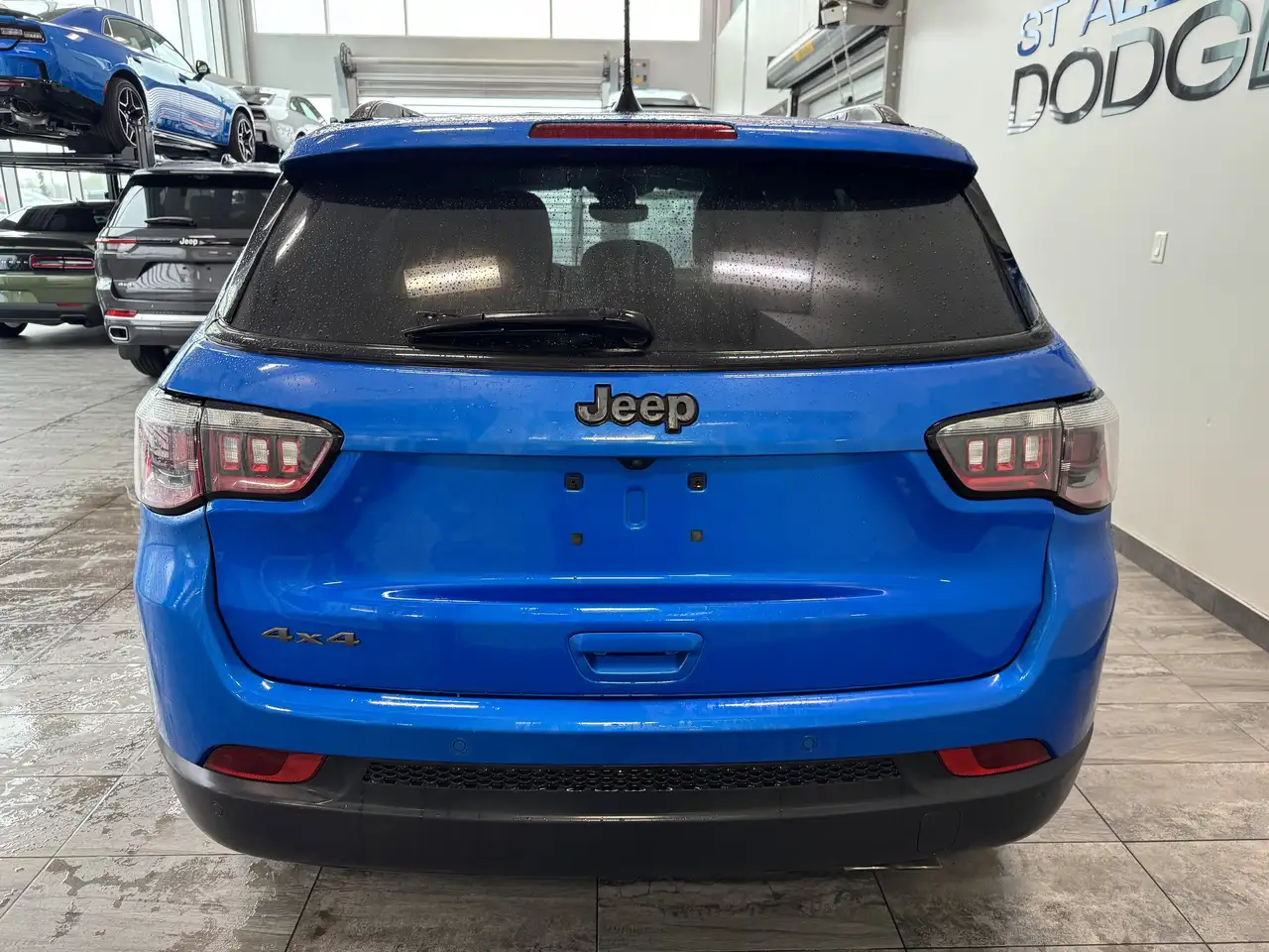 Jeep Compass снимка Jeep Compass
