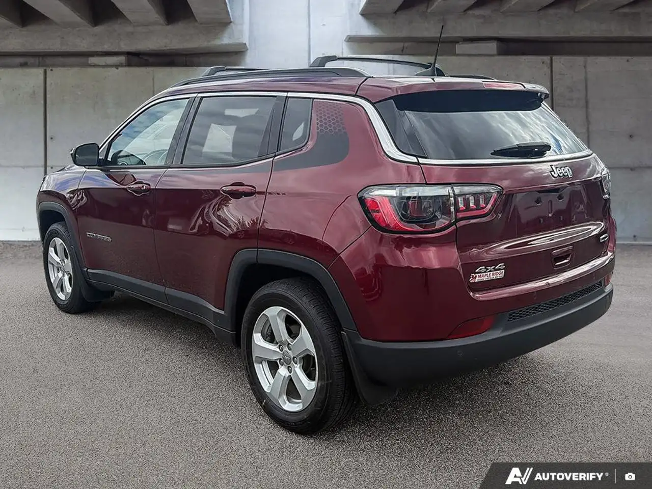 Jeep Compass снимка Jeep Compass
