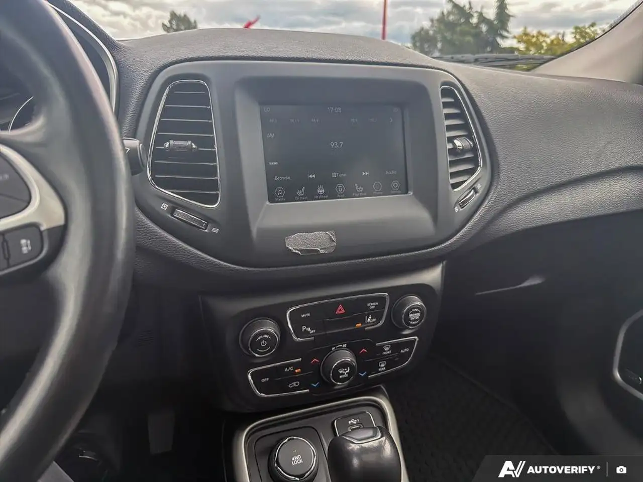 Jeep Compass снимка Jeep Compass