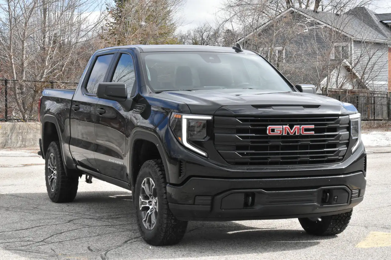 GMC Sierra 1500 снимка GMC Sierra 1500