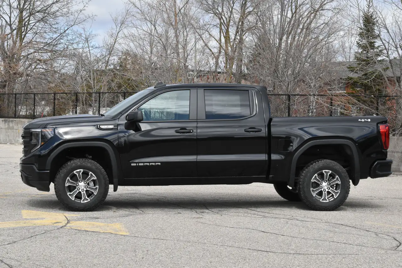 GMC Sierra 1500 снимка GMC Sierra 1500