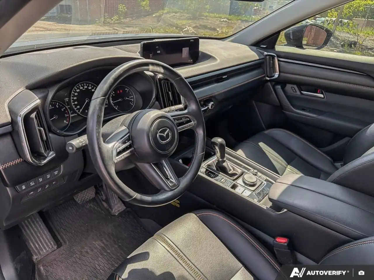 Mazda CX-50 photo Mazda CX-50