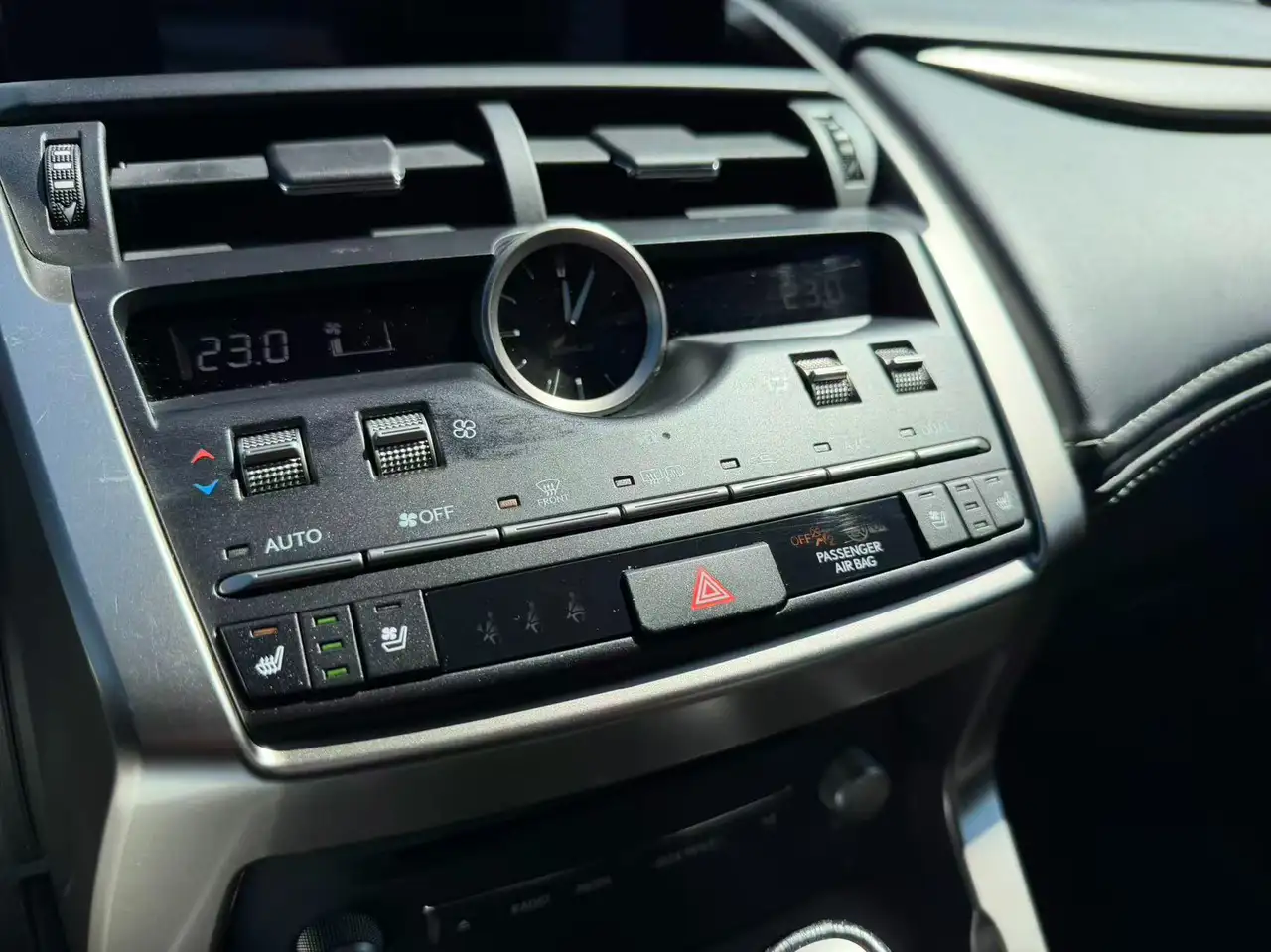 Lexus NX 300 fotografie Lexus NX 300