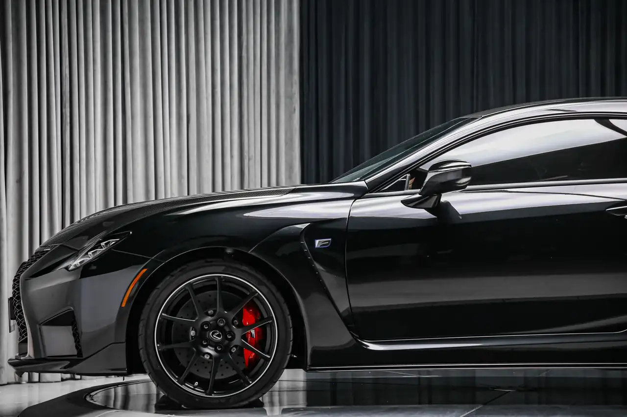 Lexus RC F снимка Lexus RC F